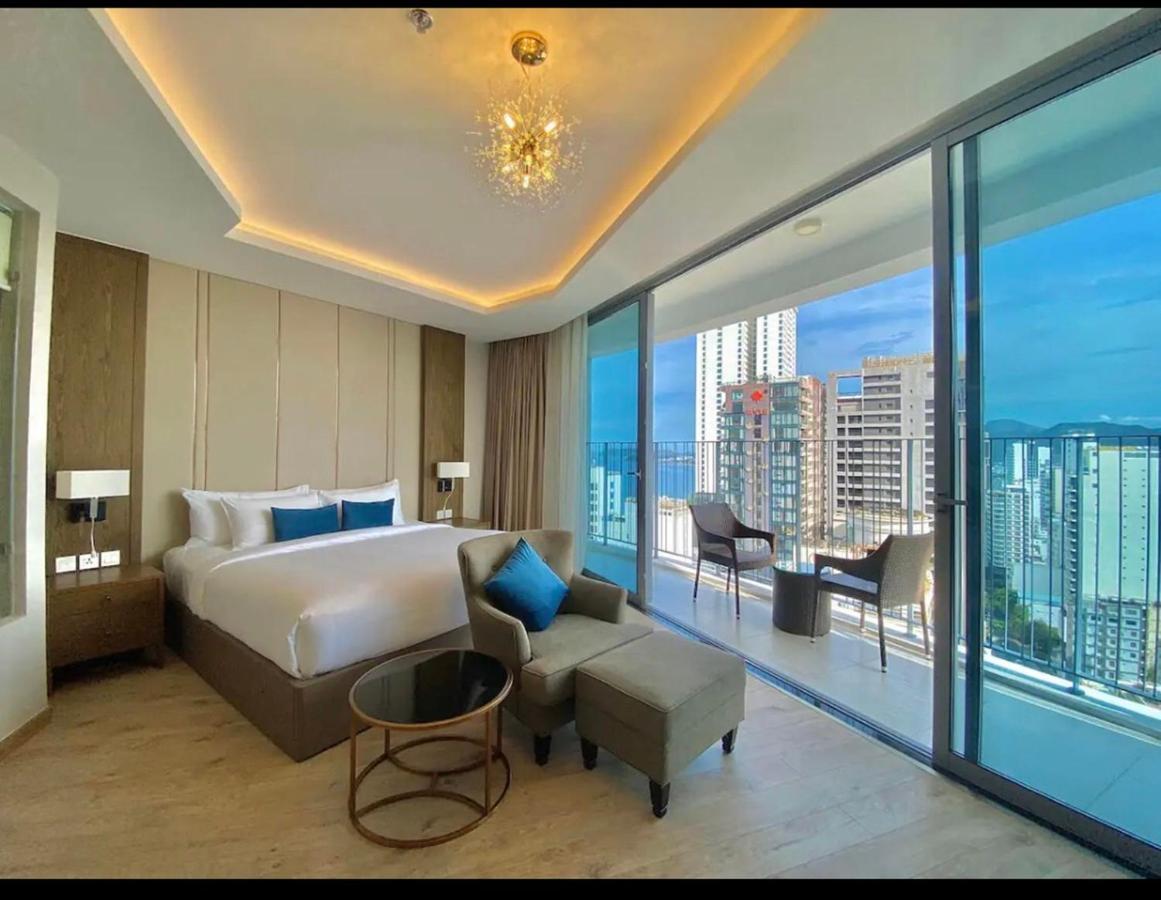 Panorama Ocean View